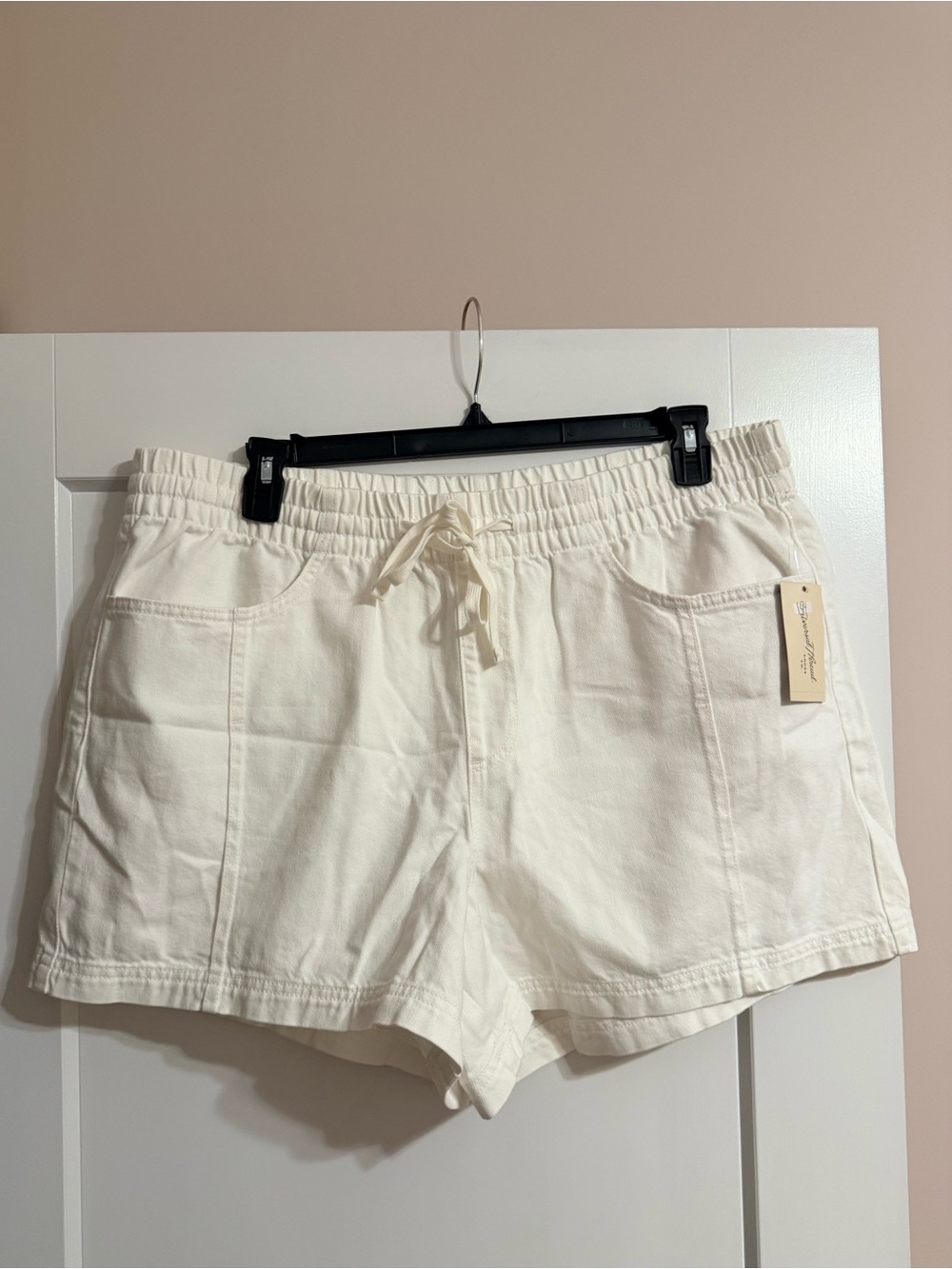 Universal Thread White Denim Shorts